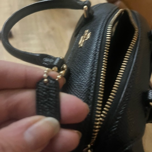 EUC Coach x PAC-man Limited edition micro bennett satchel - Picture 7 of 10